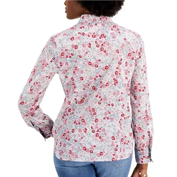 Tommy Hilfiger Floral Camp Shirt size M Lightweight Feminine Coquette Retro - Picture 3 of 14